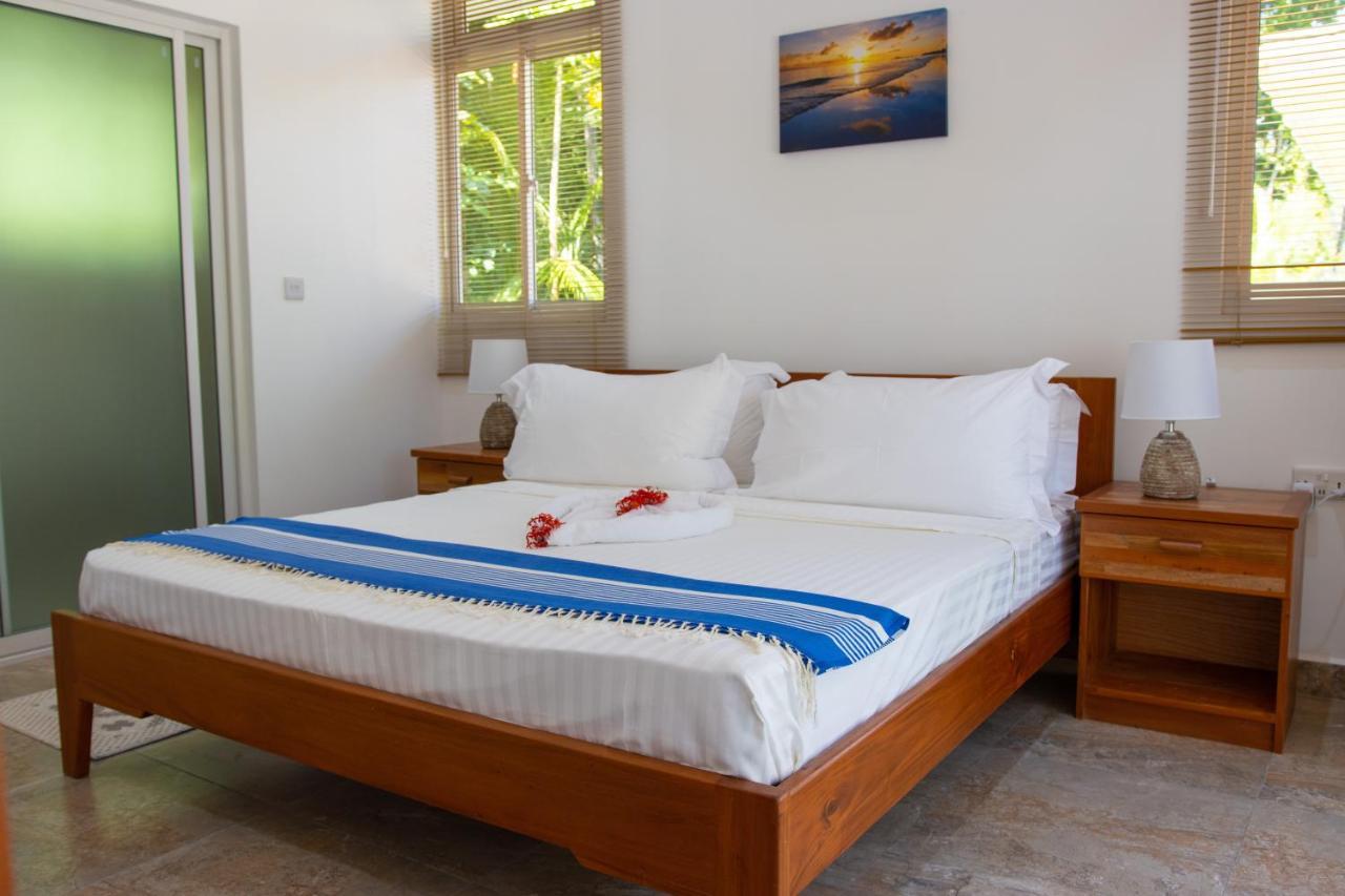 Macmillan'S Holiday Villas Grand Anse  Eksteriør bilde